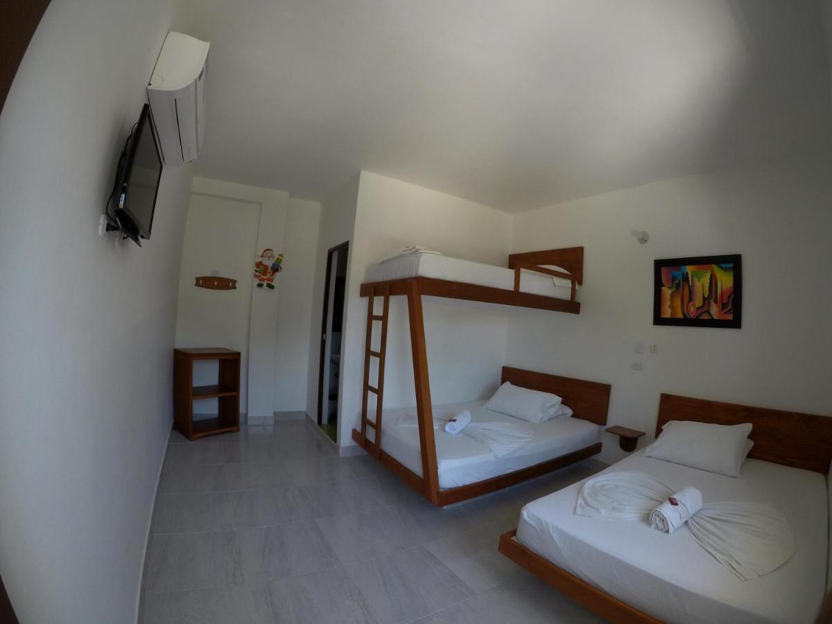 Hotel Paraiso Plaza Puerto Triunfo Luaran gambar
